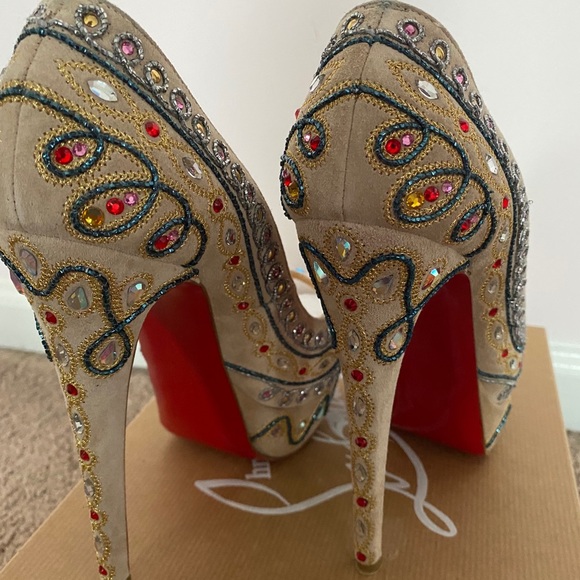 Louboutin “Bollywood” heels - Picture 3 of 5